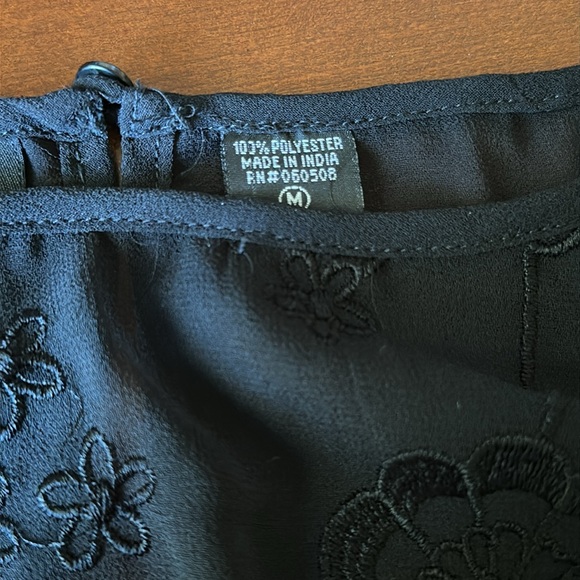 Black Floral Sheer Open Back Women's Top - Picture 7 of 7